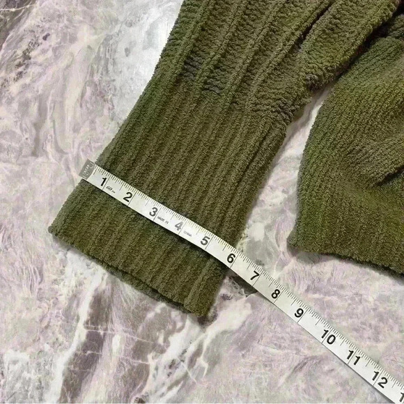 Moon & Madison  Women Pullover Chunky Sleeve Sweater Cropped Dark Green Small - Picture 6 of 9